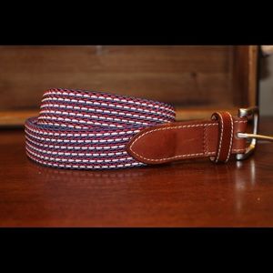 Vineyard Vines ‘Fine Stripe Bungee’ Belt Size 34